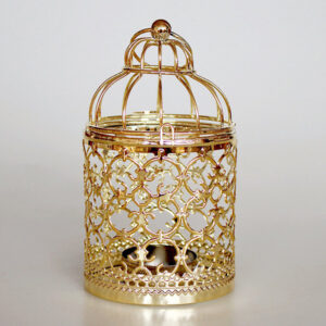 Metal-Hollow-Moroccan-Lantern-Candle-Holder_gold_400x40