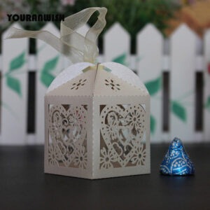 100PcsLot-Hollow-Out-Love-Heart-Laser-Cut-Paper-Candy-Boxes_beige