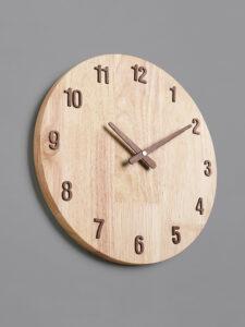 Solid-wood-clock-Nordic-wall-clock_001_IDS-373_400x400.jpg